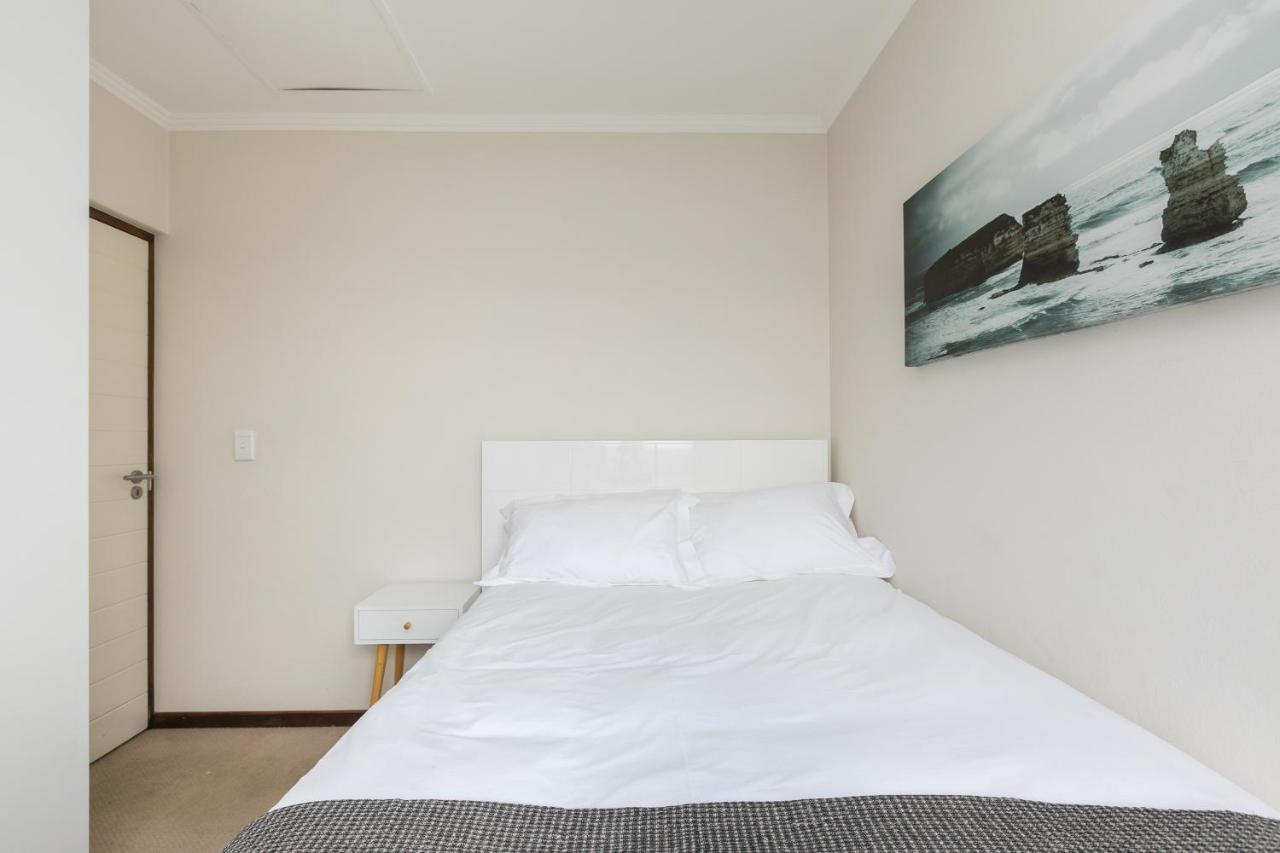 Modern Apartment In A Secure Golf Estate.Wifi Roodepoort Exterior photo