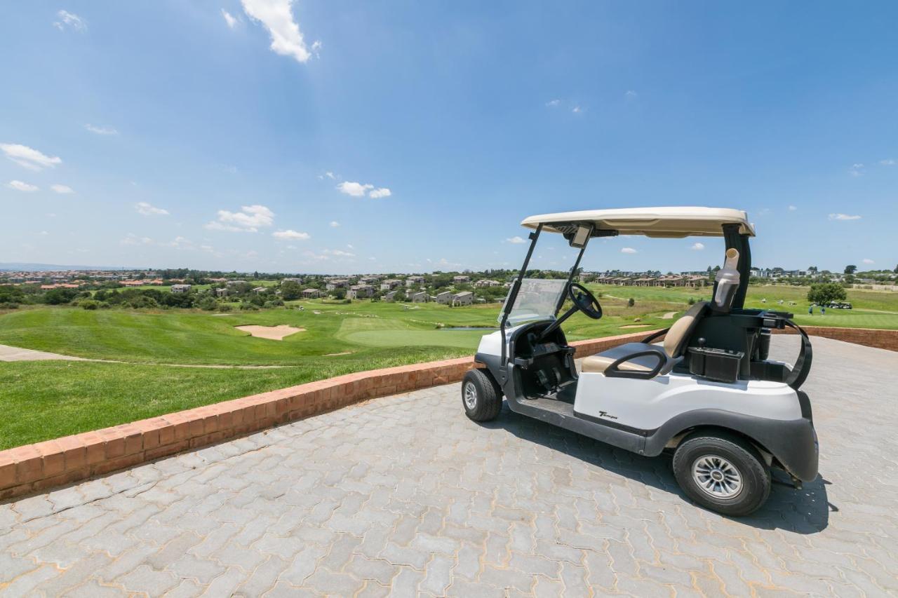 Modern Apartment In A Secure Golf Estate.Wifi Roodepoort Exterior photo